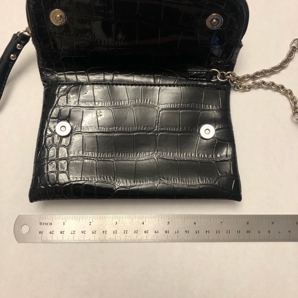 Guess Black Crocodile (faux) Wristlet - Picture 5 of 6